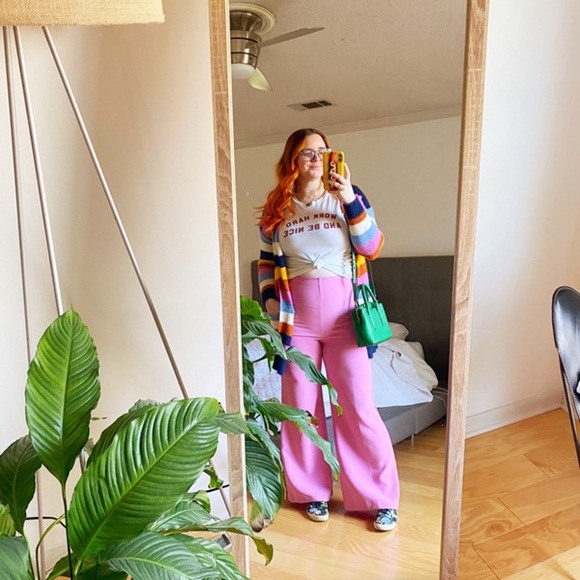 Urban Outfitters Flare pants, pink, size 6, NWT in packaging - Picture 4 of 9